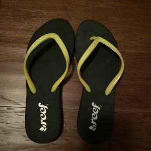 Reef flip flops